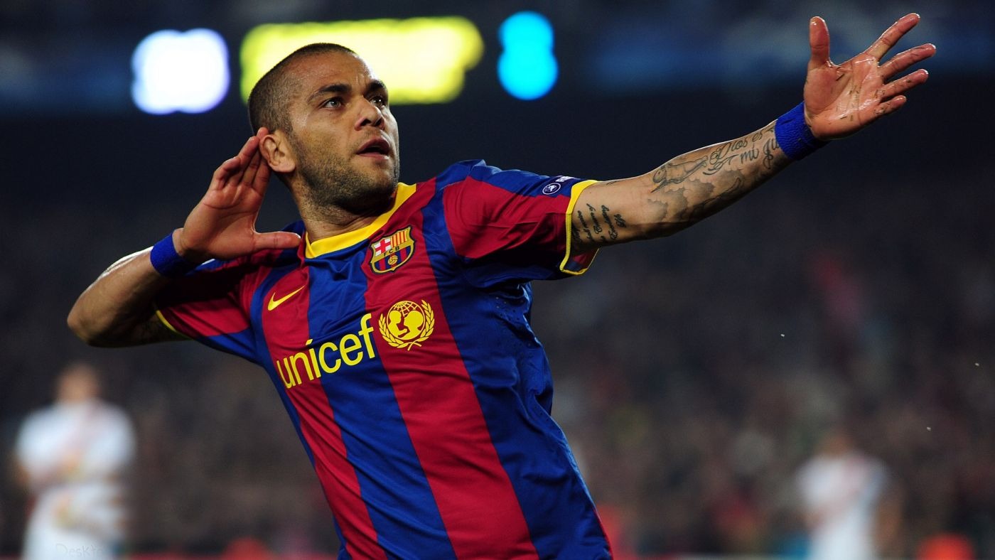 梅西：我在巴萨踢了一辈子球，却没能以我想象的方式告别